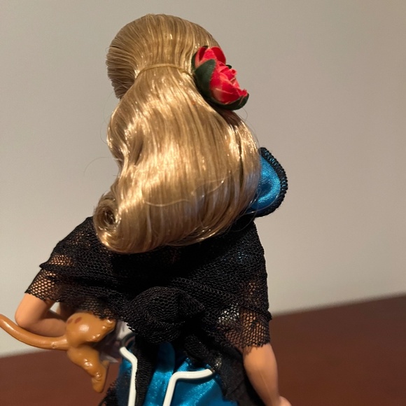 Barbie Doll 2011 Dolls of the World - Argentina Barbie - Picture 5 of 8